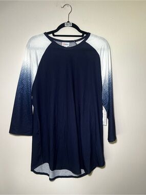 LuLaRoe Randy Navy and White Ombre Raglan Top